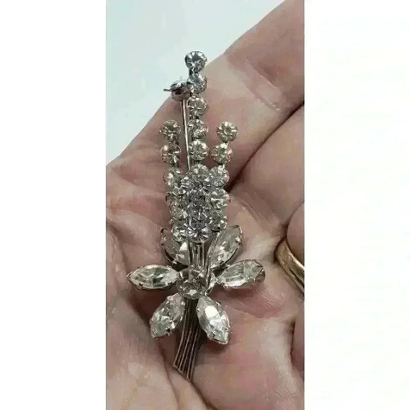 Vintage Clear Rhinestone Brooch Austria Long Stem Flower Spray Tall Layers - Picture 12 of 14